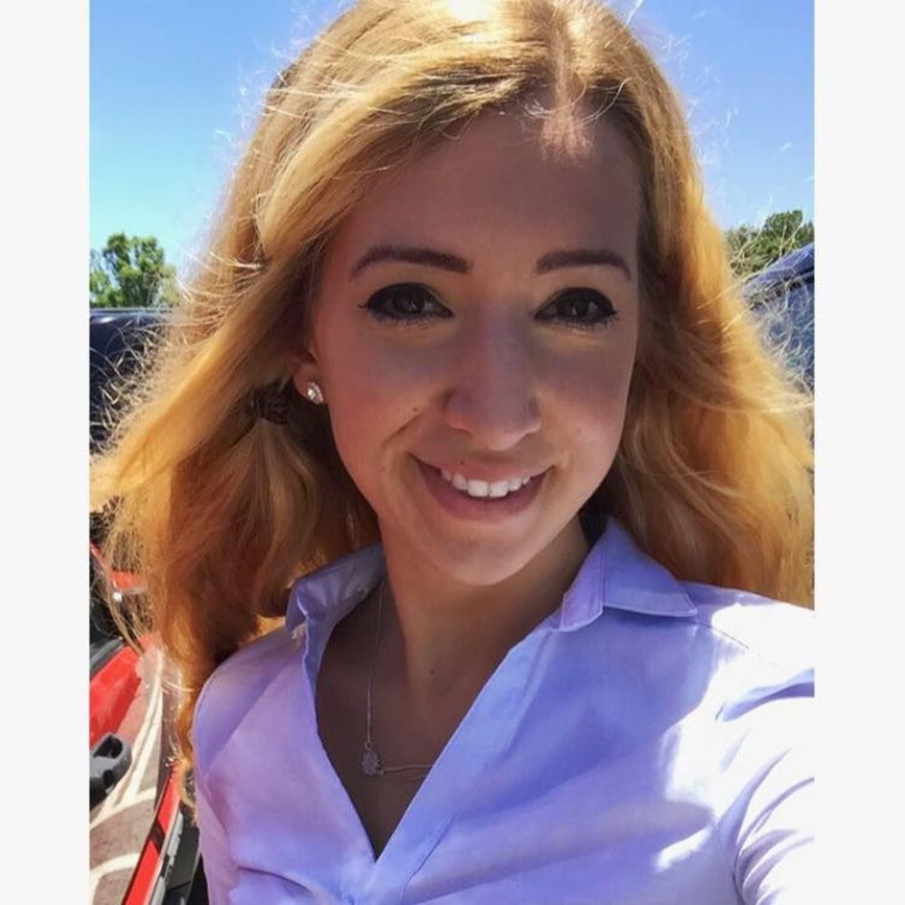 Meet your Posher, Paulina
